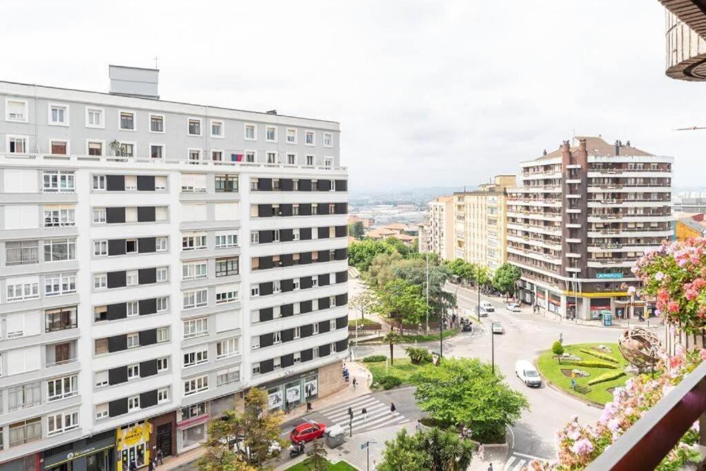 Luminoso Piso Grande Con Garaje En El Centro. Apartment Santander Exterior photo